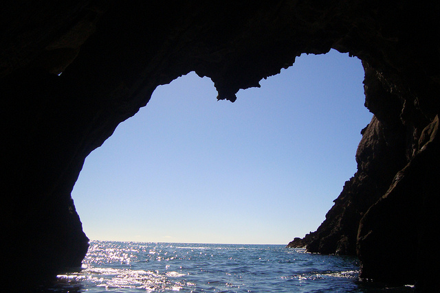 las-cuevas-marinas-de-la-costa-brava